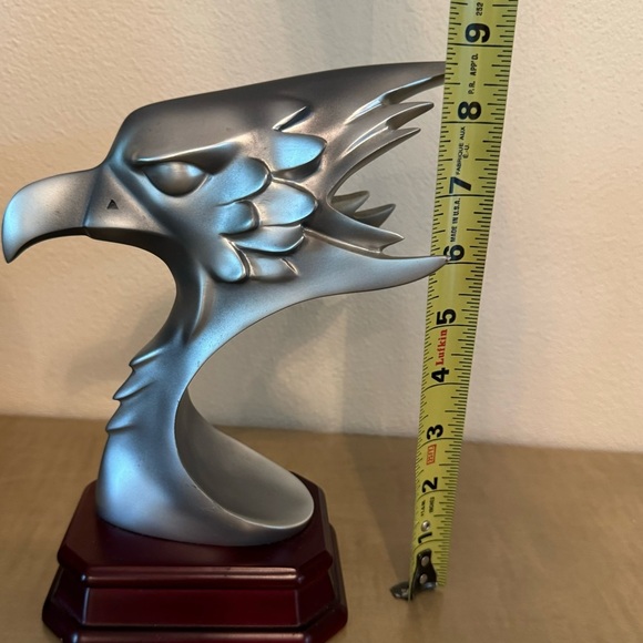 Eagle Head Sculpture On Wooden Base By Herco Gift Professional - Picture 11 of 15